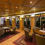 Goldener Greif Hotel