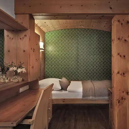Goldener Greif 4* Кицбюэль