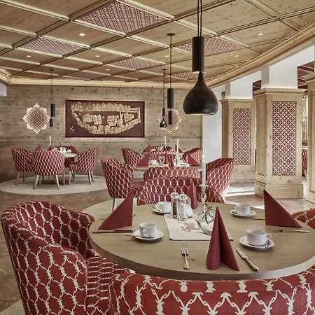 Goldener Greif Hotel