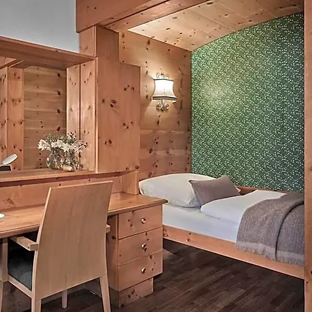 Hotel Goldener Greif 4*