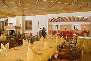 Goldener Greif Otel