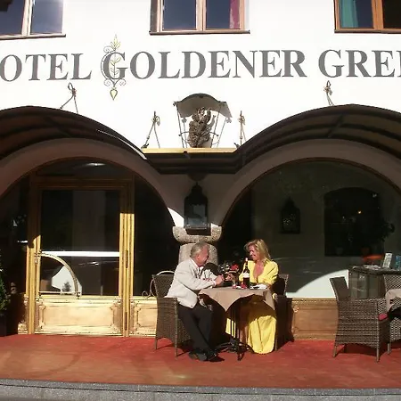 Goldener Greif מלון 4*