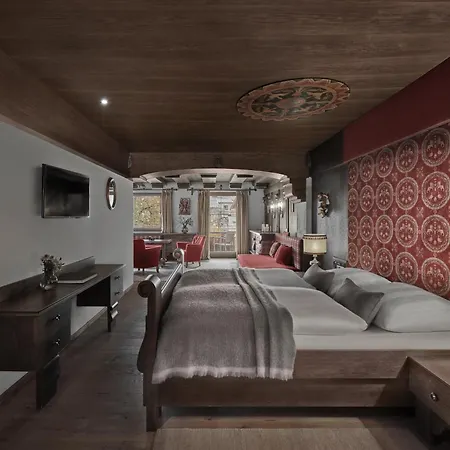 غولدنر غريف 4*