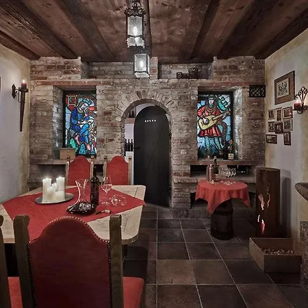 Goldener Greif Szálloda Kitzbühel