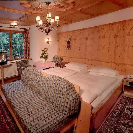Goldener Greif Hotel Kitzbuhel